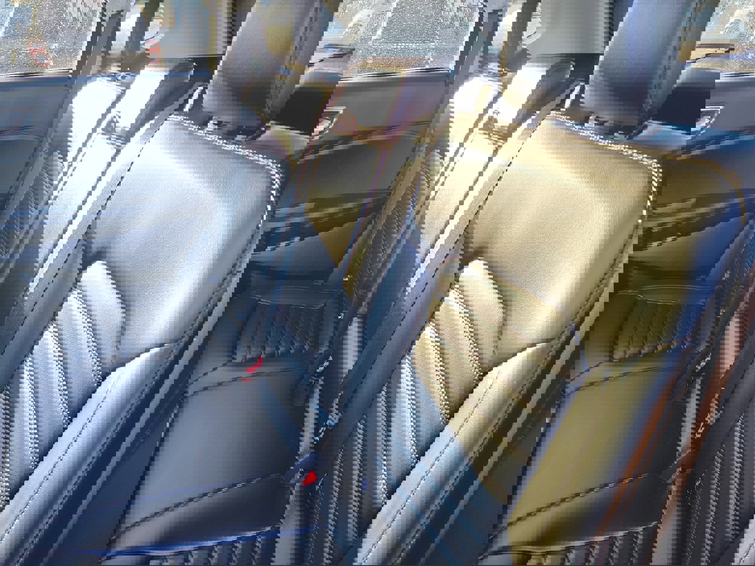 Used 2024 Ford Edge SEL w/ Convenience Package image 12