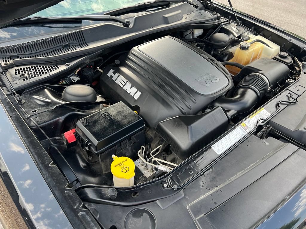Used 2009 Dodge Challenger R/T w/ Sound Group RWD image 35