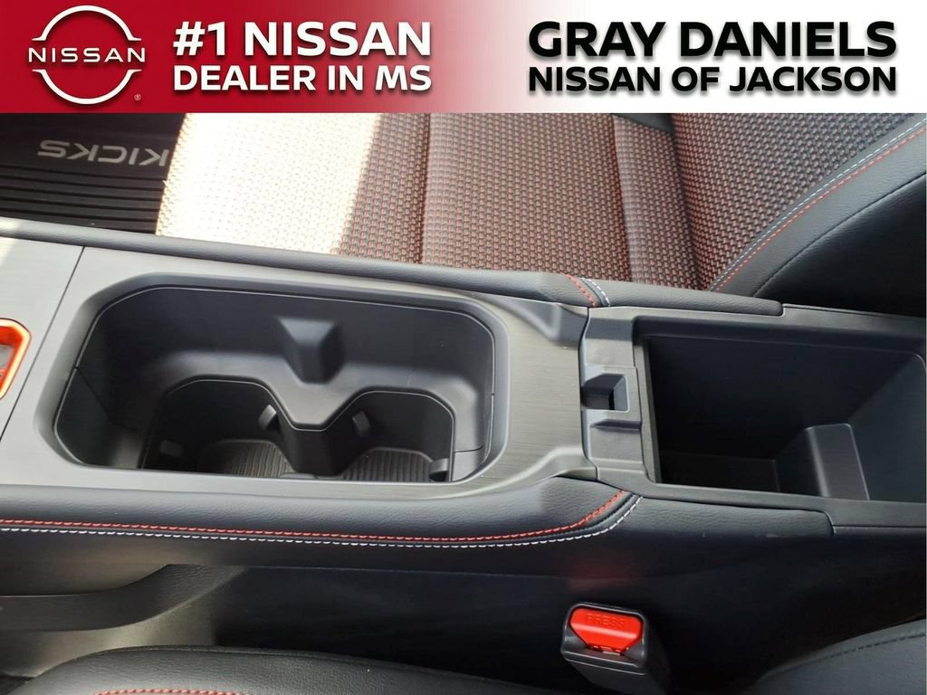 New 2026 Nissan Kicks SR AWD/4WD image 20