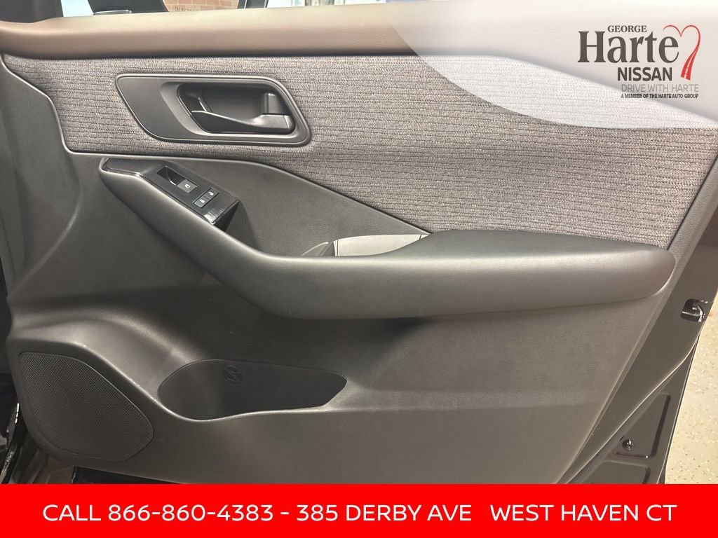 Certified 2023 Nissan Rogue S image 35