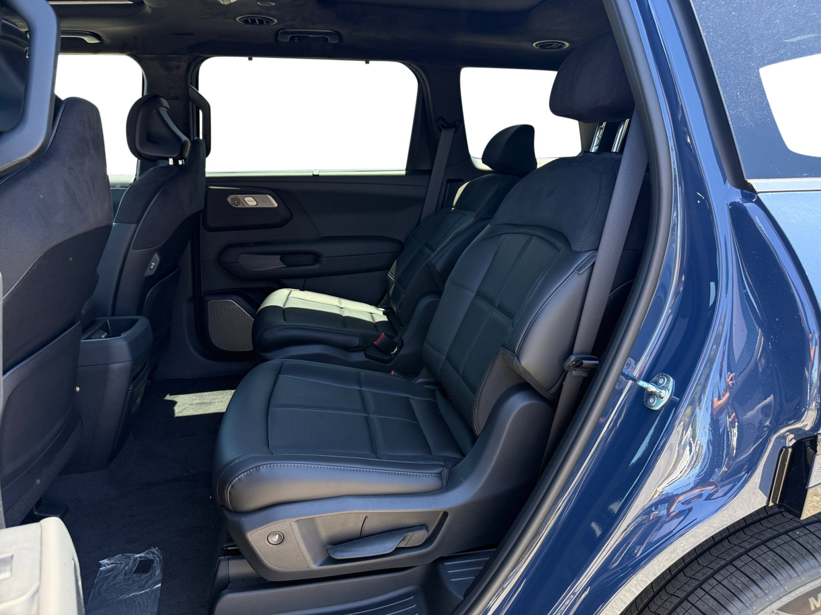 New 2027 Kia Telluride SX Prestige AWD/4WD image 16