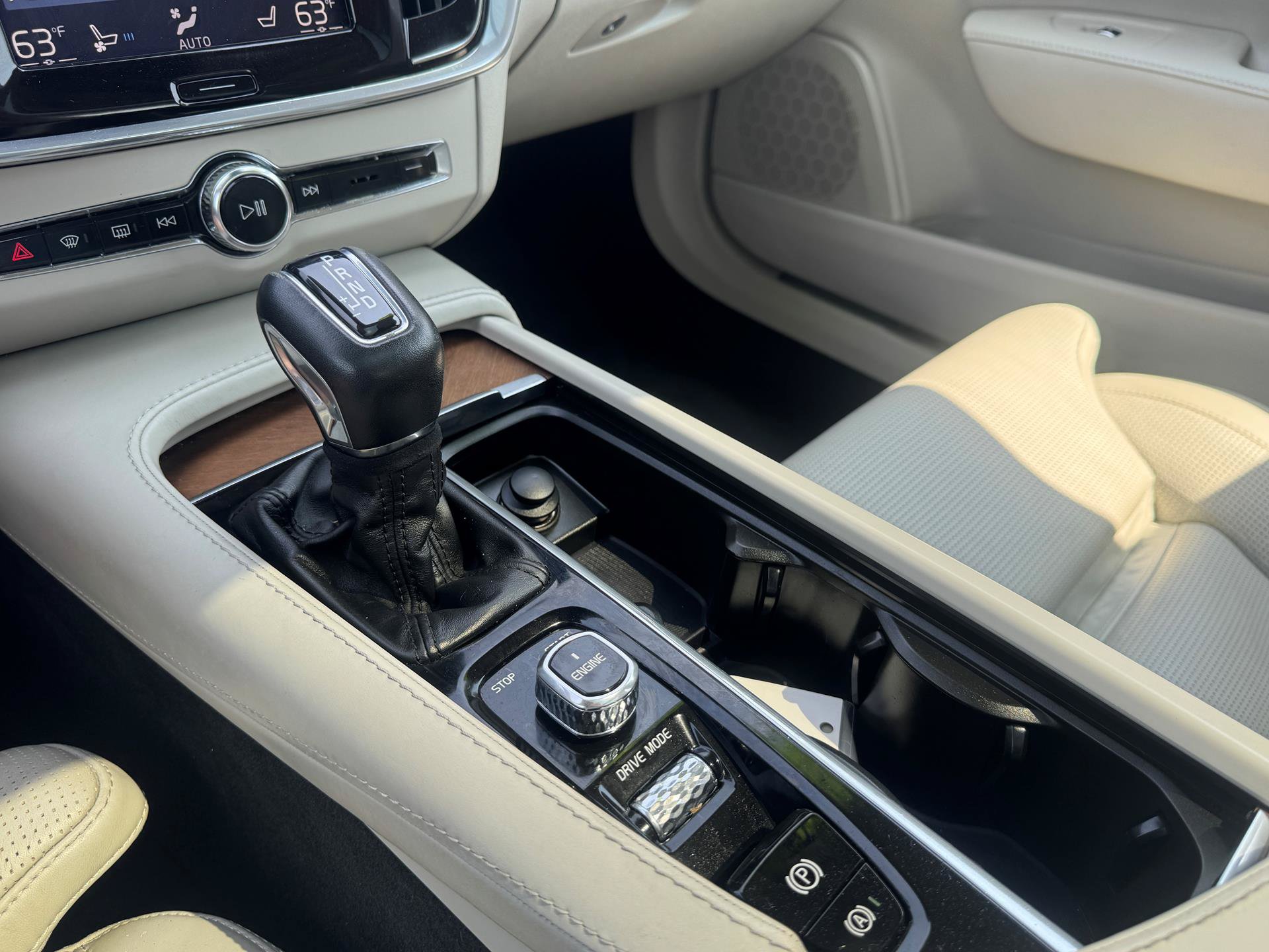 Used 2018 Volvo S90 T6 Inscription AWD/4WD image 17