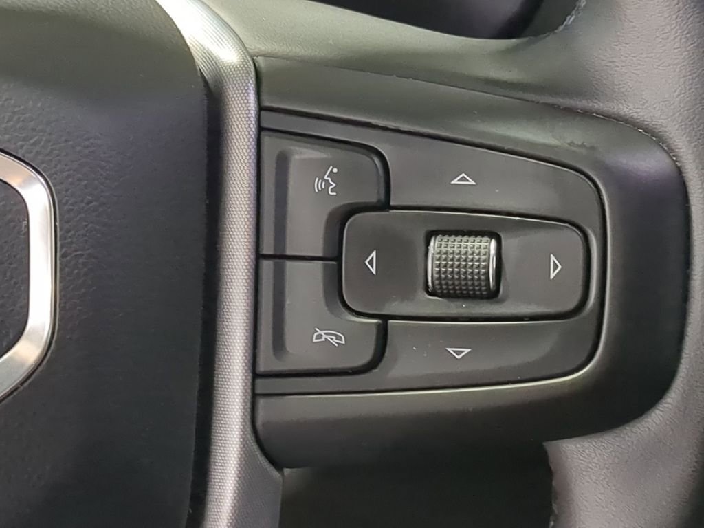 Used 2023 GMC Yukon XL SLT w/ SLT Premium Package image 25