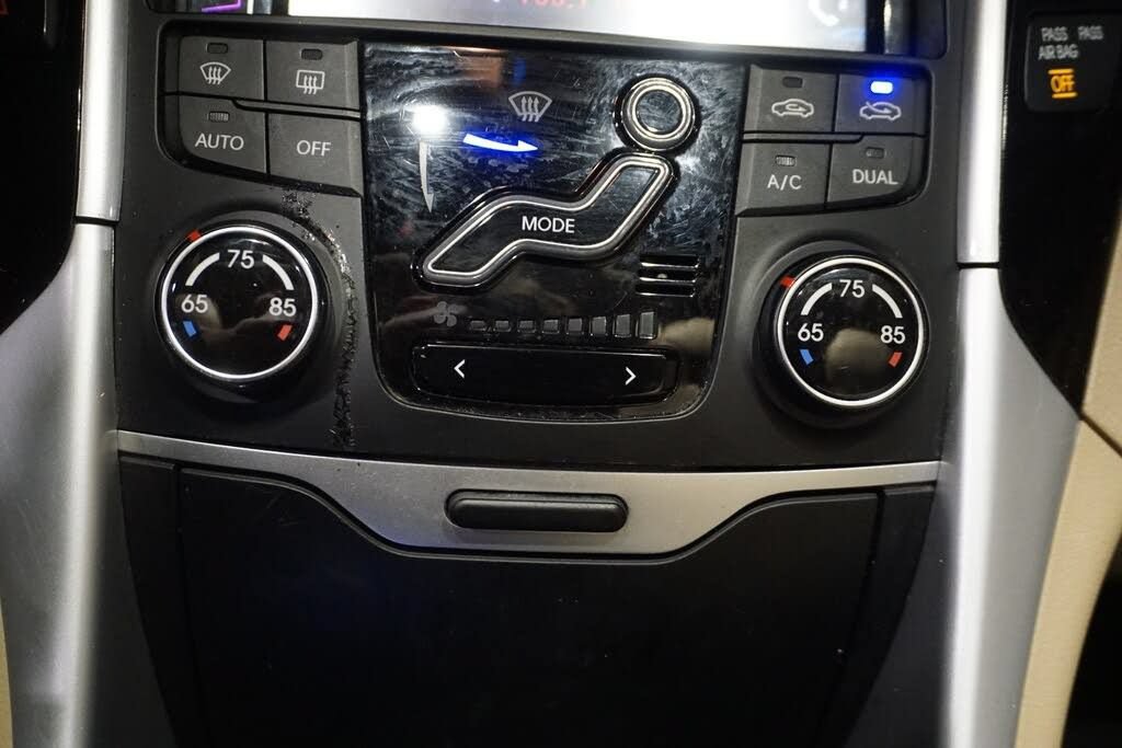 Used 2011 Hyundai Sonata Limited FWD image 17