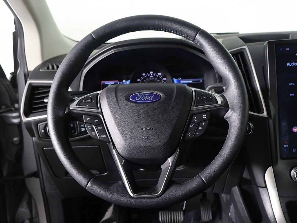 Used 2024 Ford Edge SEL w/ Convenience Package image 34