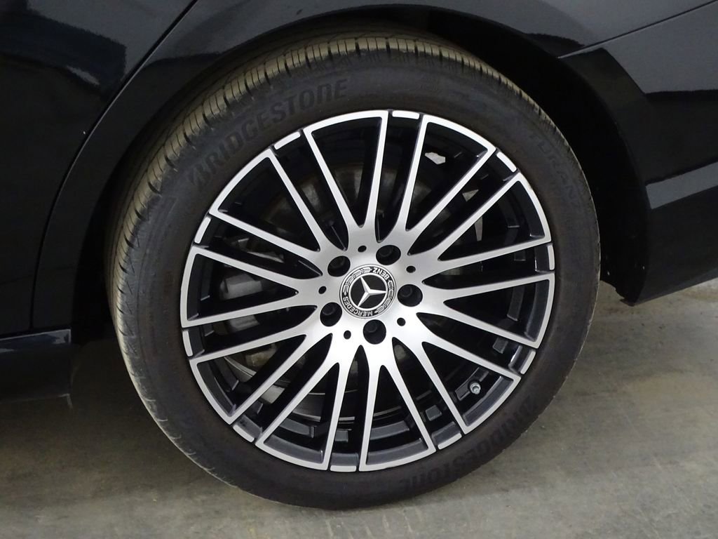 Used 2024 Mercedes-Benz C 300 Sedan image 45