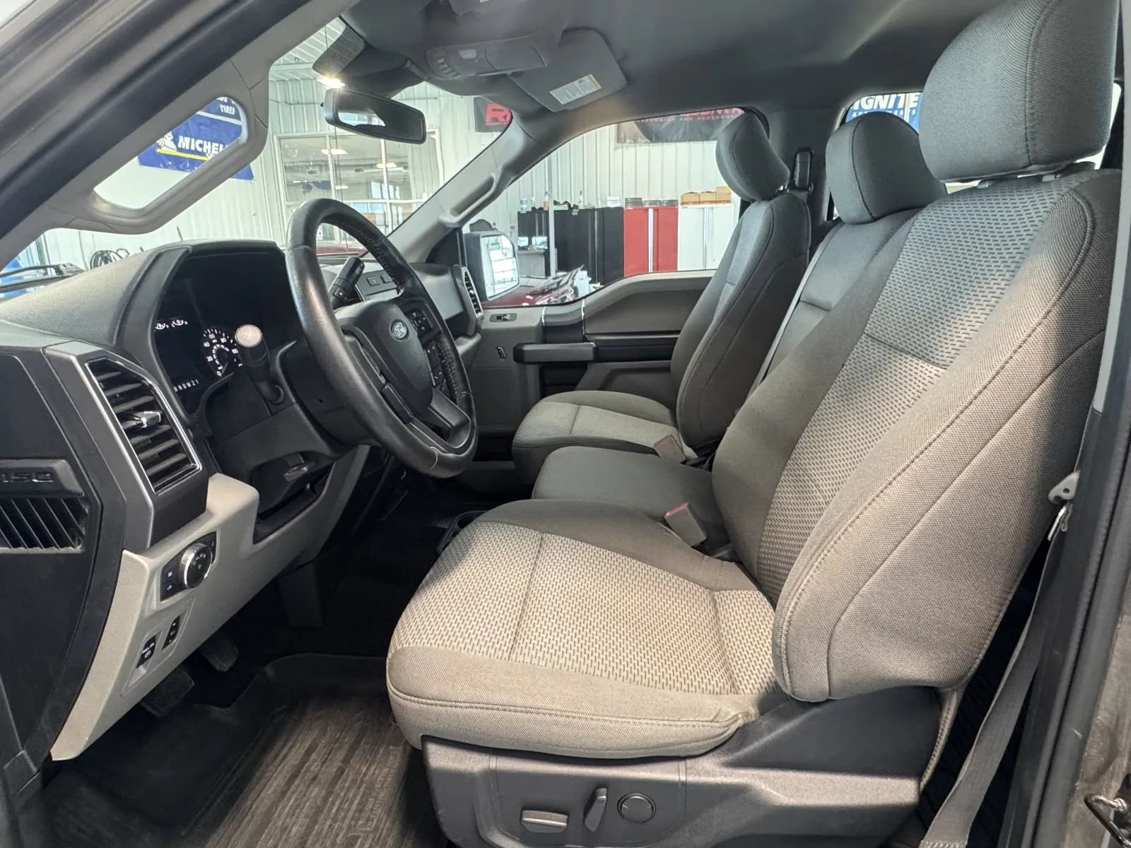 Used 2019 Ford F150 XLT w/ Equipment Group 302A Luxury AWD/4WD image 11