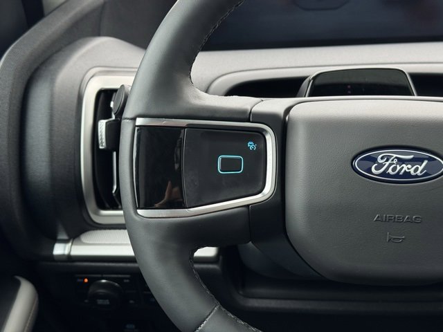 Certified 2025 Ford Expedition Max Active image 30