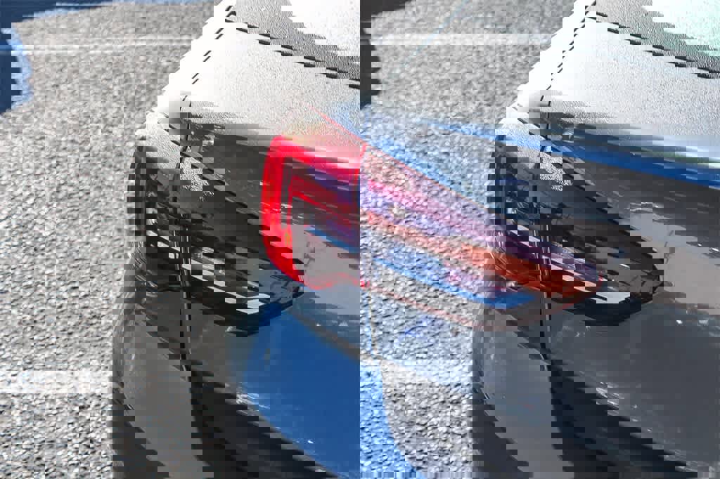 Used 2019 Buick Regal Essence image 7