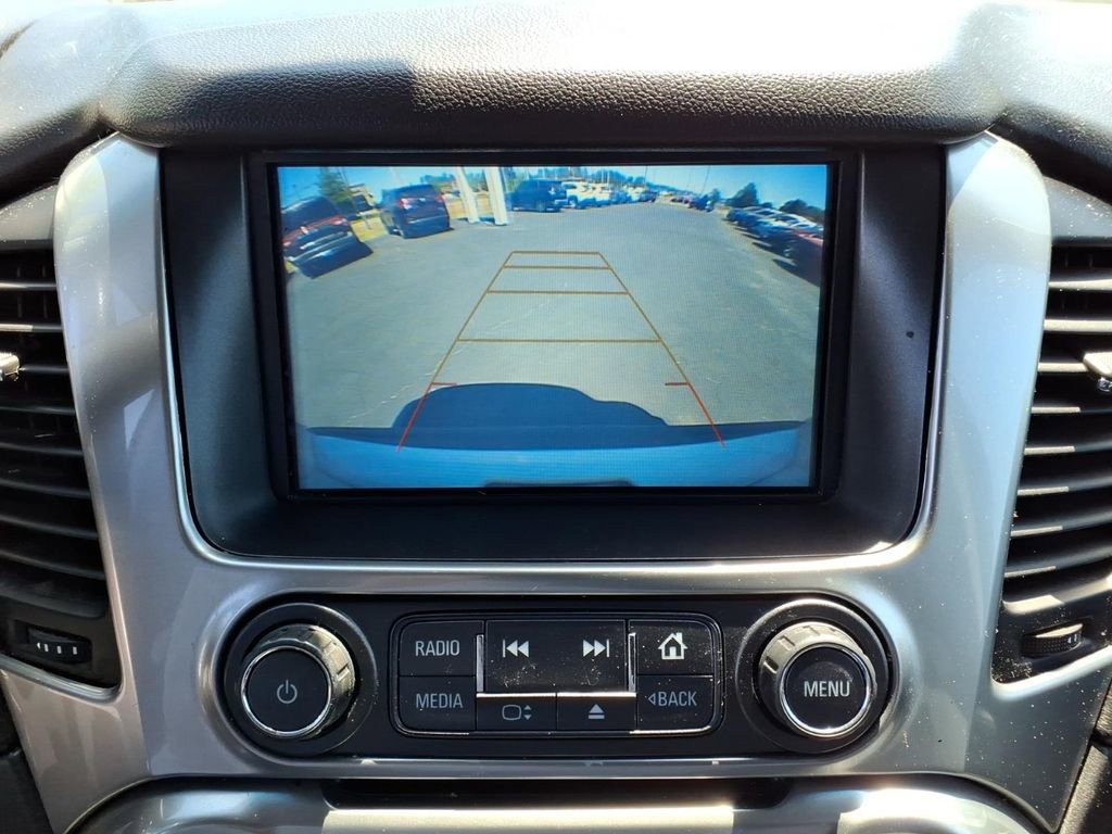 Used 2019 Chevrolet Suburban LS RWD image 13