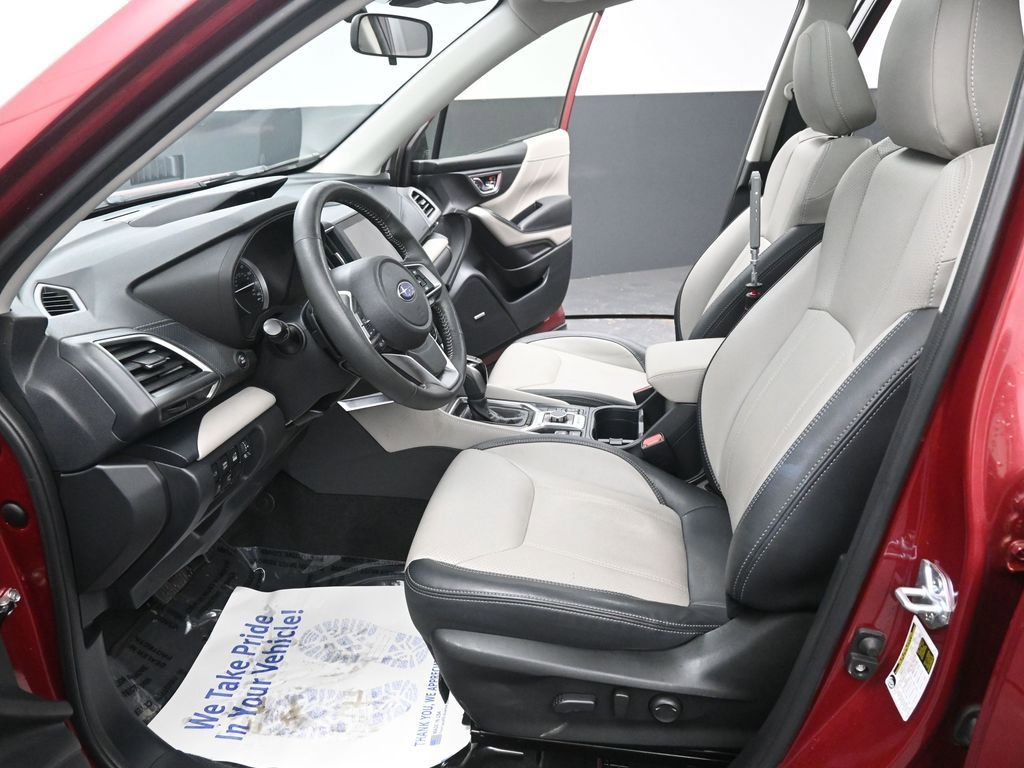 Used 2024 Subaru Forester Limited image 31