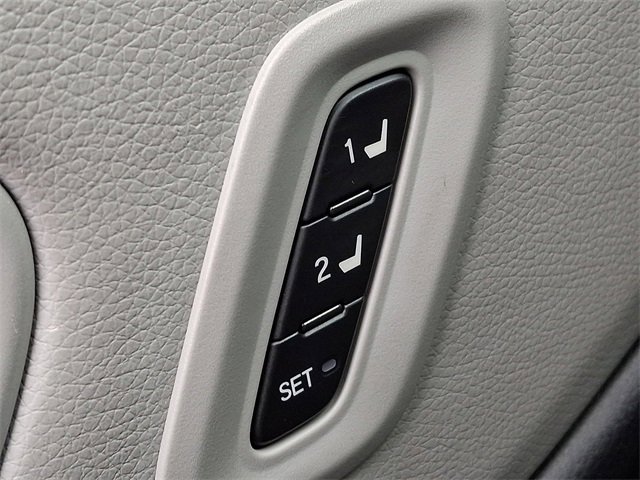 Used 2023 Honda Pilot Elite image 31