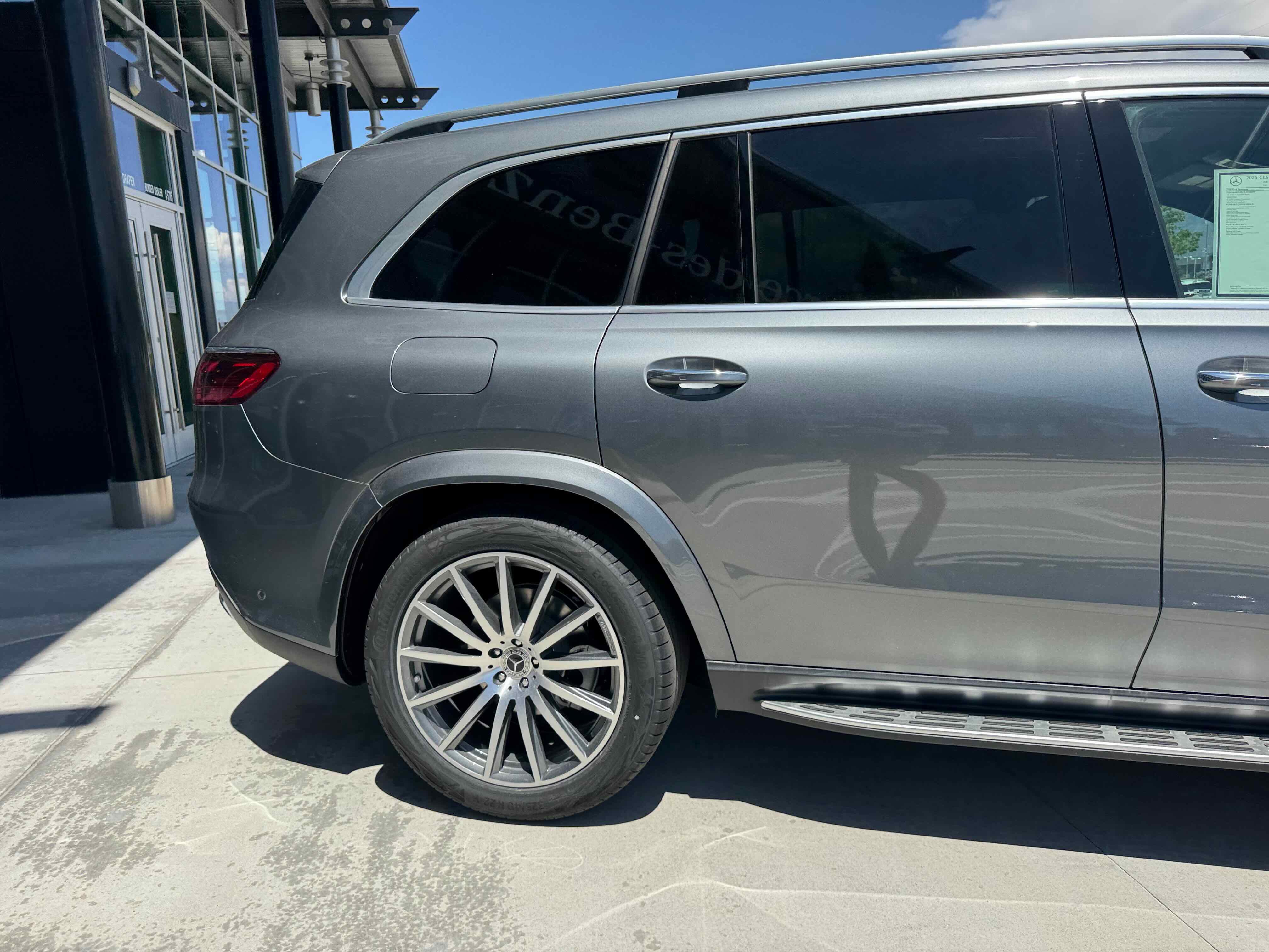 New 2025 Mercedes-Benz GLS 580 4MATIC image 8