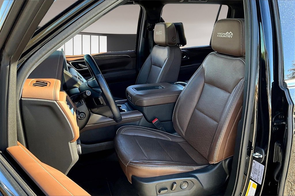 Used 2021 Chevrolet Suburban High Country image 27