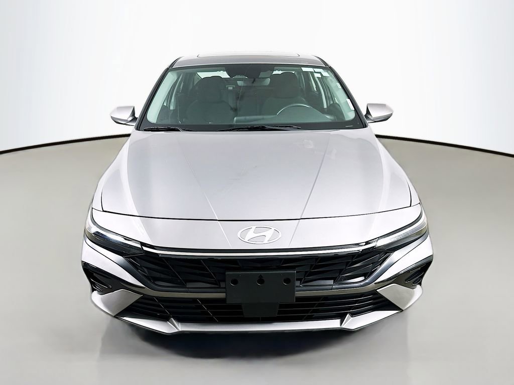 Used 2025 Hyundai Elantra SEL FWD video 2