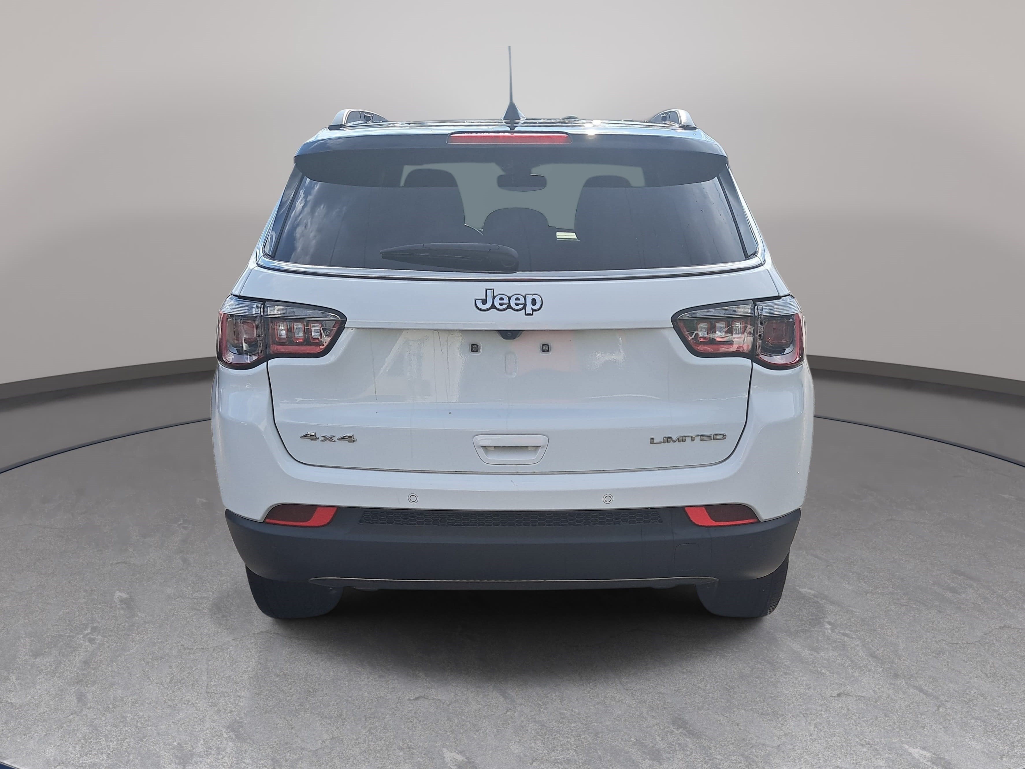 Used 2024 Jeep Compass Limited AWD/4WD image 6