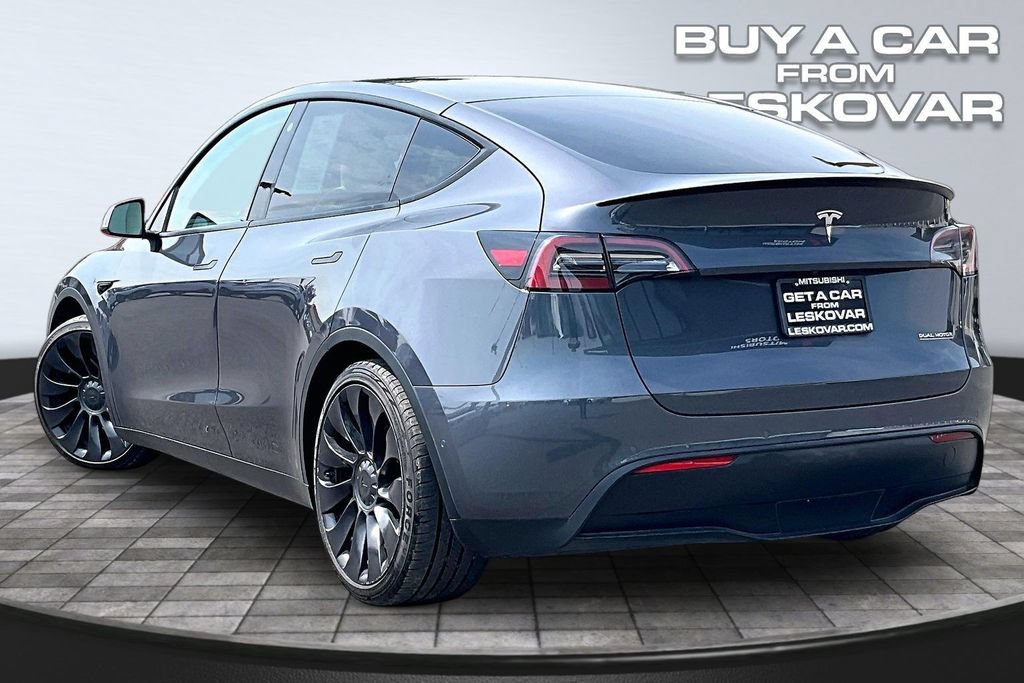 Used 2022 Tesla Model Y Performance AWD/4WD image 2