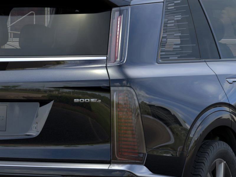 New 2026 Cadillac Vistiq Luxury w/ LPO, Floor Liner Package image 11