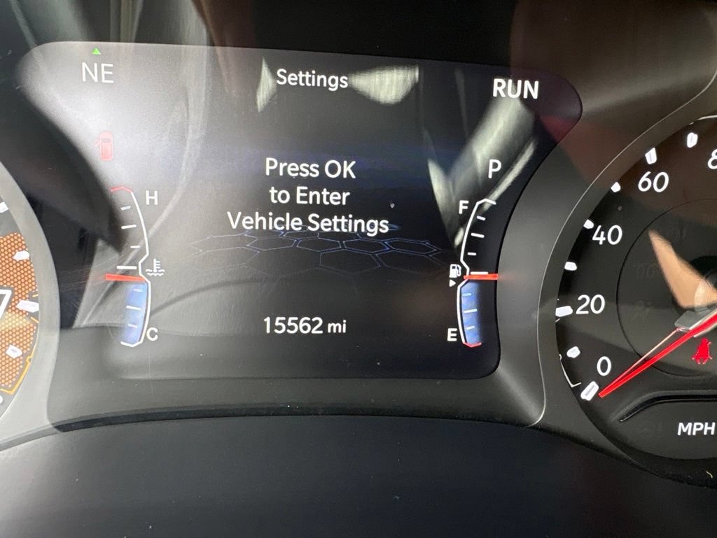 Used 2025 Jeep Compass Limited AWD/4WD image 15