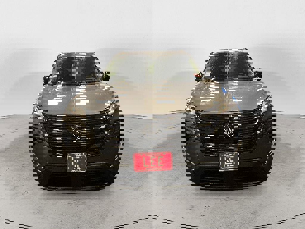 New 2026 Nissan Rogue SV image 8