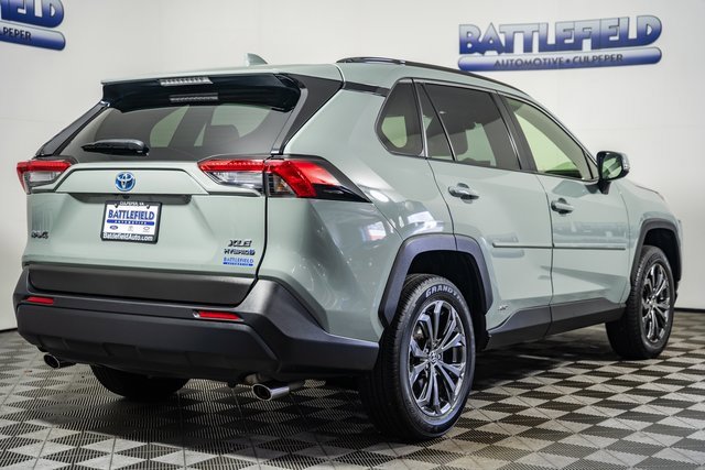 Certified 2022 Toyota RAV4 XLE Premium image 12