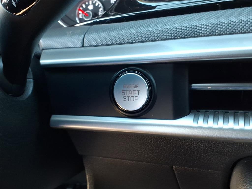 Used 2023 Kia K5 GT-Line image 12