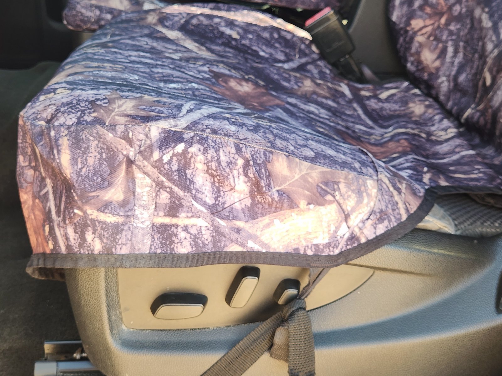 Used 2015 Chevrolet Silverado 1500 LT w/ Texas Edition, 1LT Trim RWD image 27