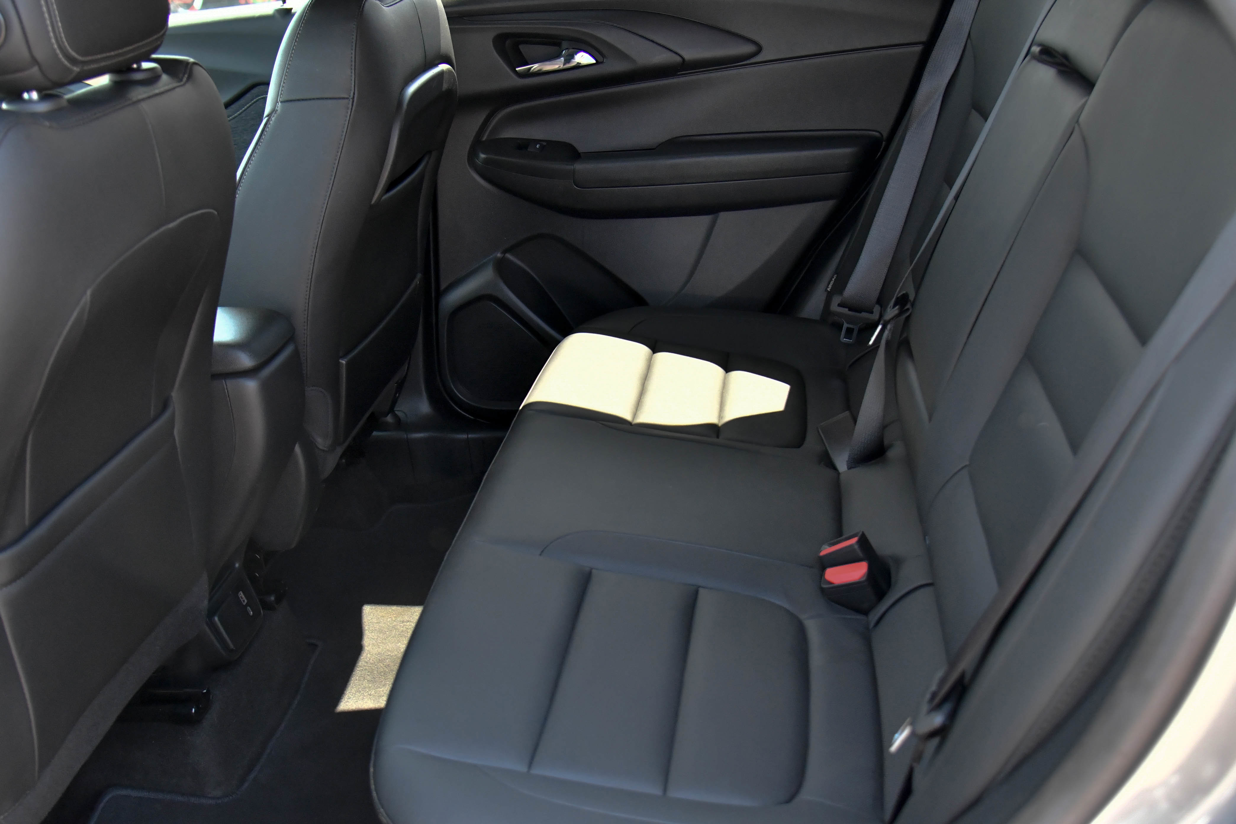 Used 2023 Chevrolet TrailBlazer ACTIV w/ Convenience Package image 32