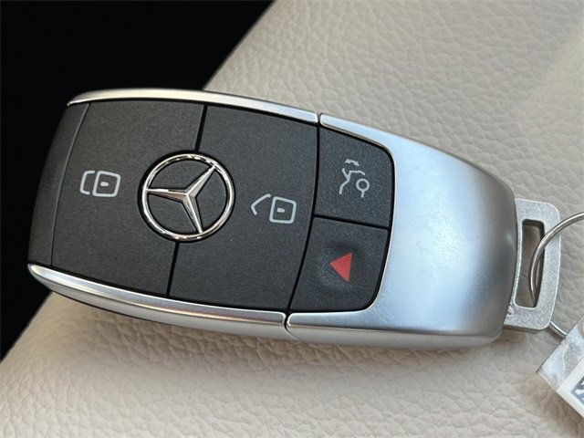 Certified 2025 Mercedes-Benz CLA 250 4MATIC image 32