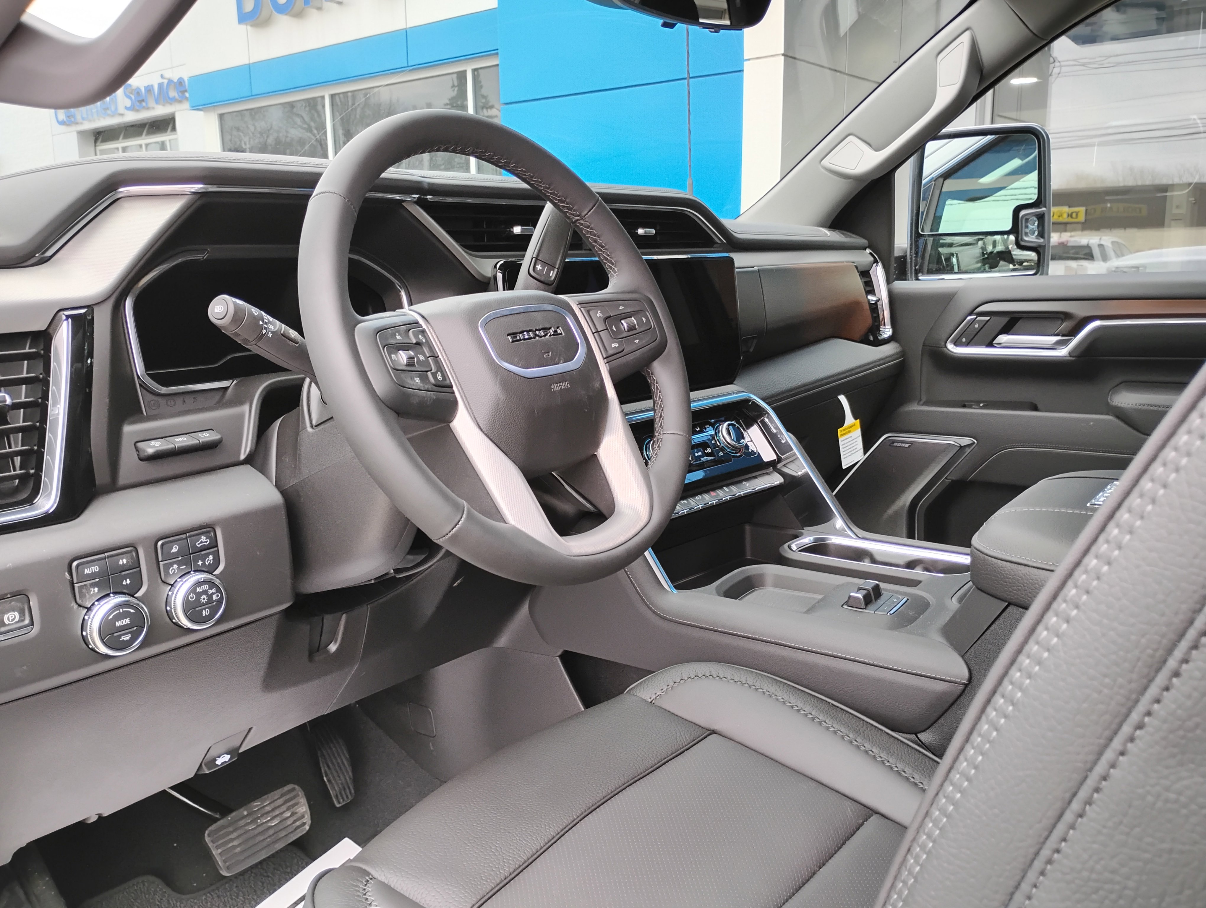 New 2025 GMC Sierra 2500 Denali w/ Denali Reserve Package image 19