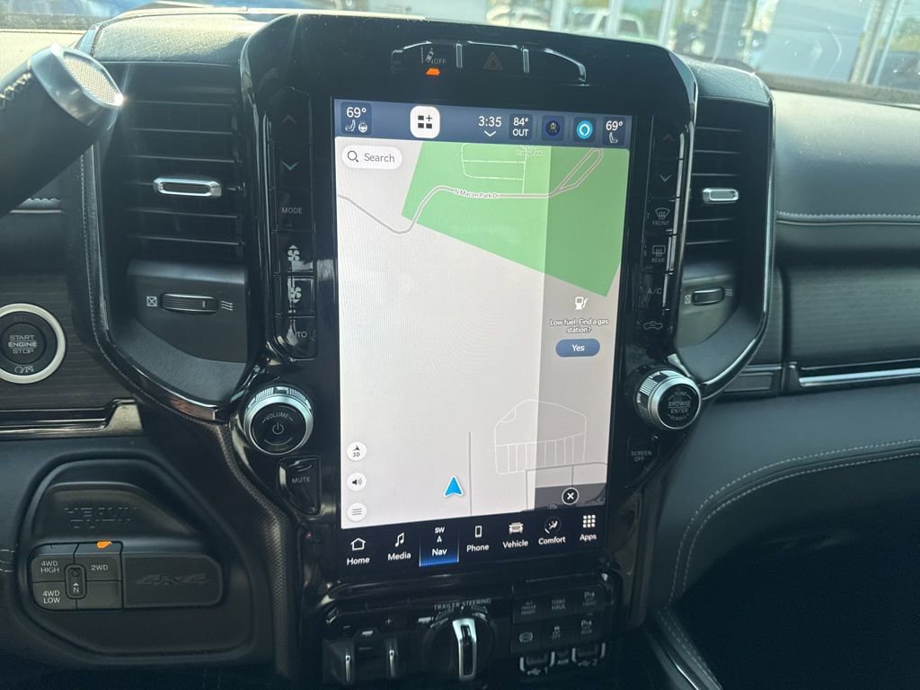 Used 2024 RAM 3500 Limited image 17