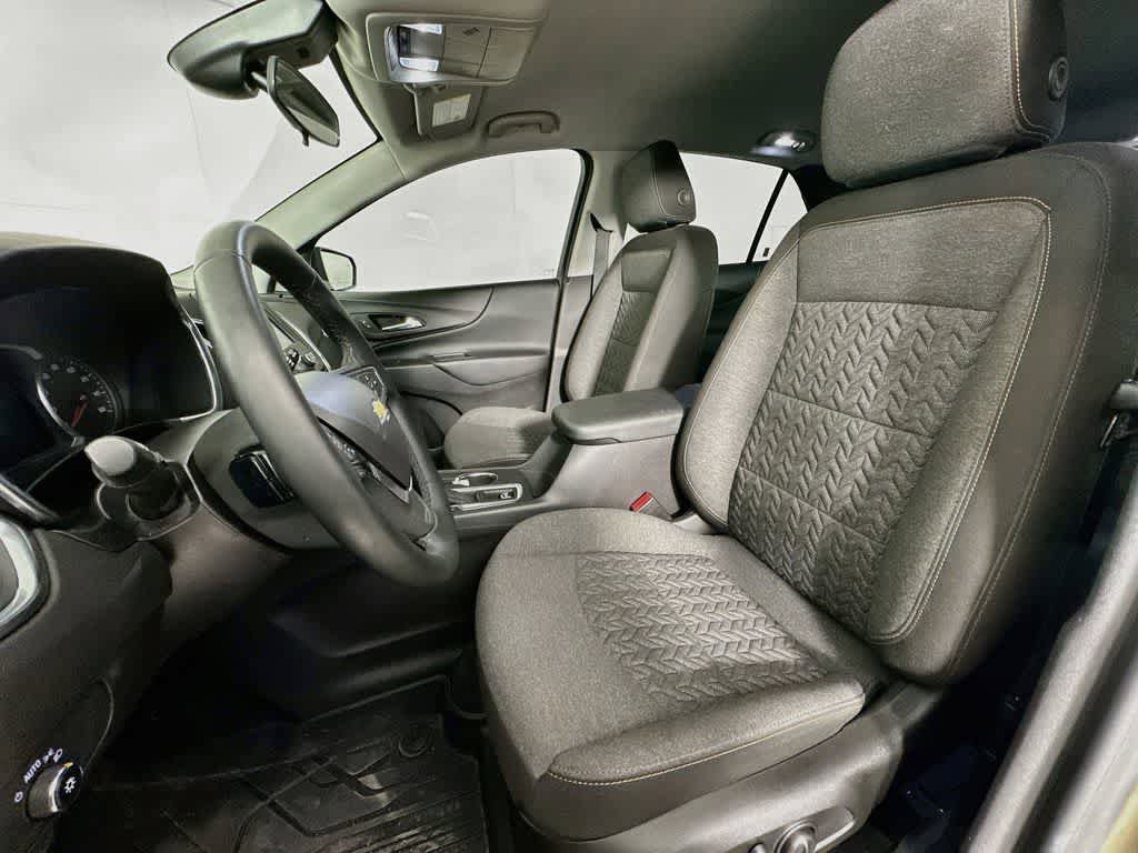 Used 2024 Chevrolet Equinox LT w/ LPO, Floor Liner Package FWD image 12