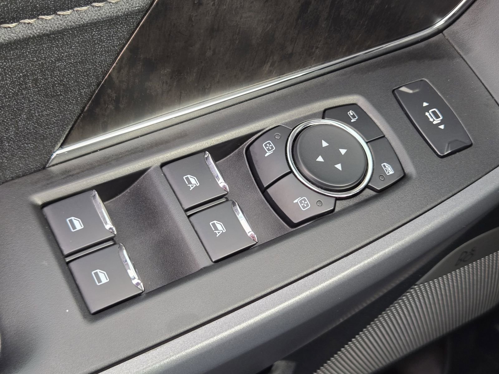 Used 2024 Ford F250 Lariat image 31