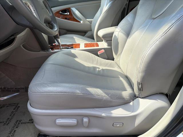 Used 2008 Toyota Camry XLE FWD image 5