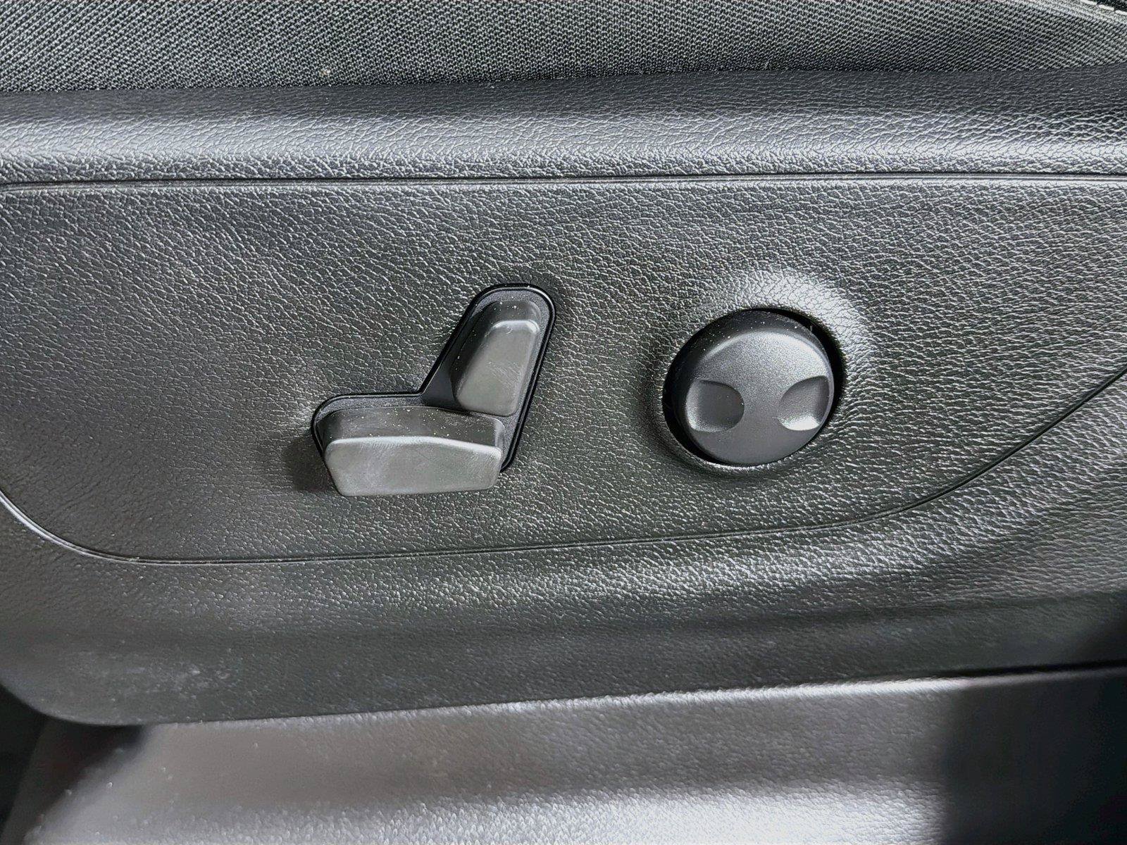Used 2022 RAM 1500 Big Horn AWD/4WD image 41