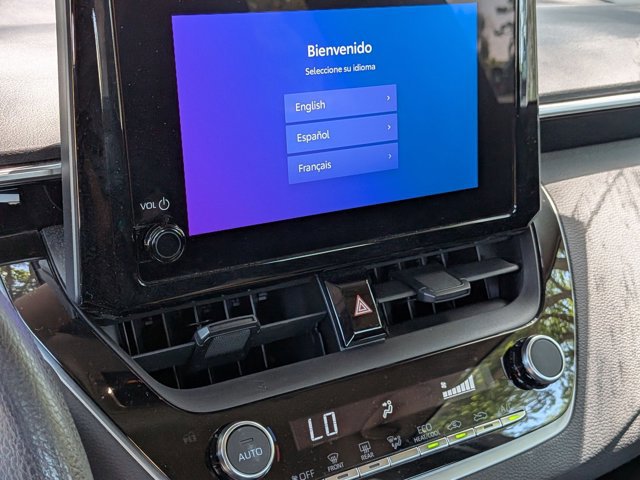 Used 2023 Toyota Corolla LE image 6