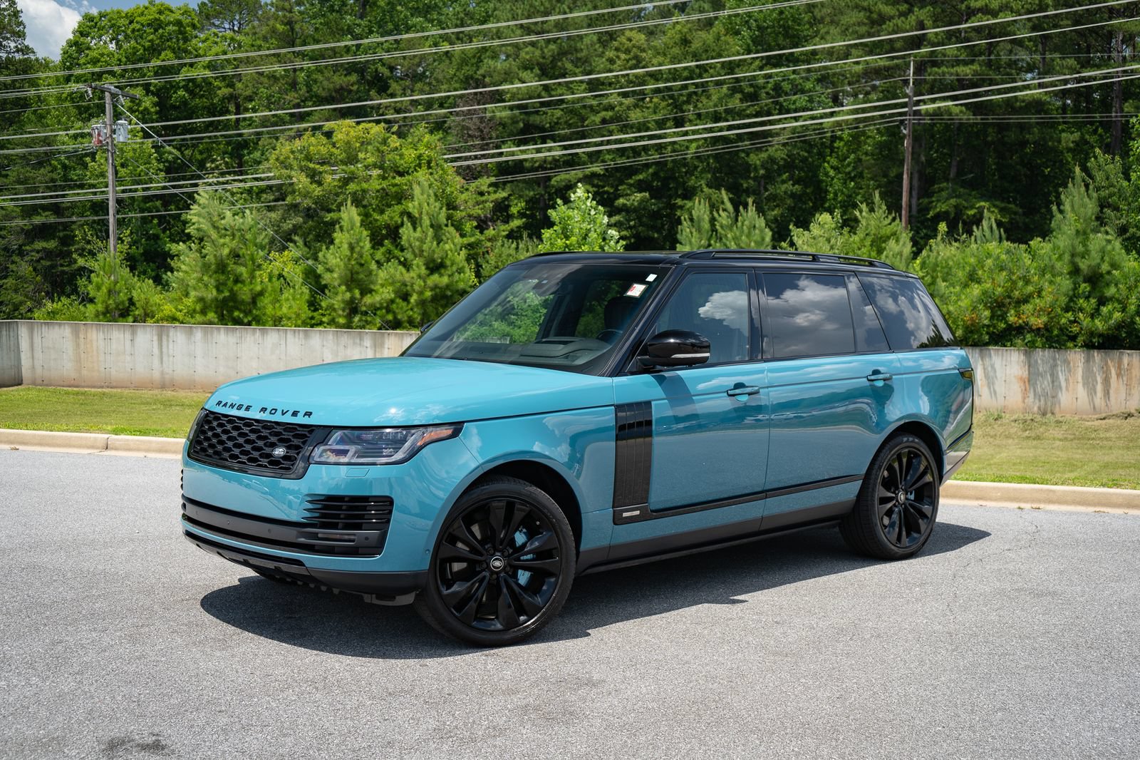 Used 2021 Land Rover Range Rover Autobiography Fifty Edition AWD/4WD image 4
