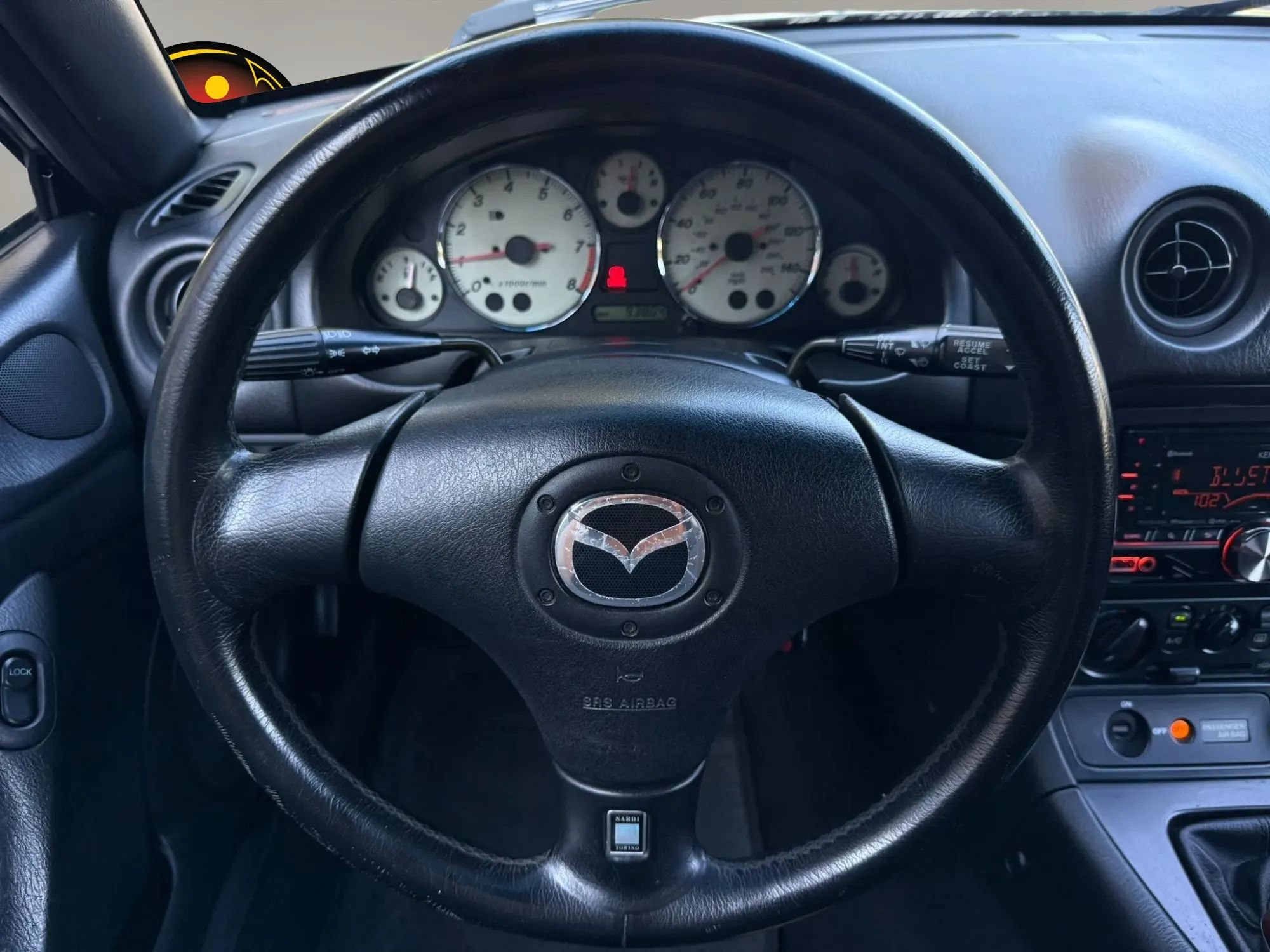 Used 2002 MAZDA MX-5 Miata LS RWD image 24