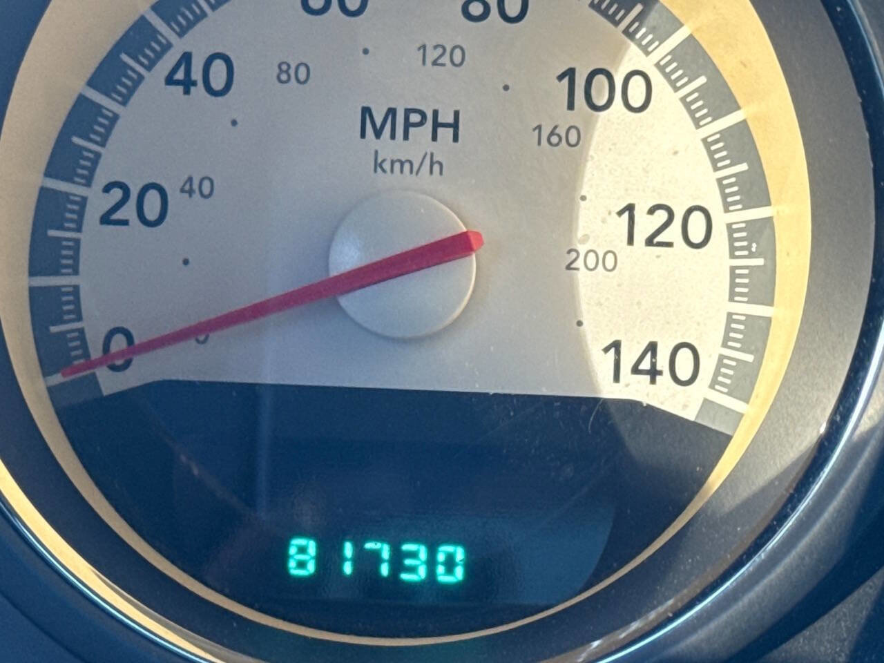 Used 2010 Dodge Challenger SE image 17