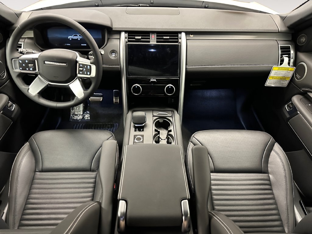 New 2026 Land Rover Discovery Dynamic SE AWD/4WD image 10