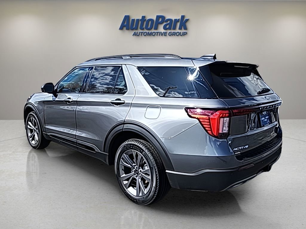 New 2026 Ford Explorer Active w/ Active Comfort Package image 5