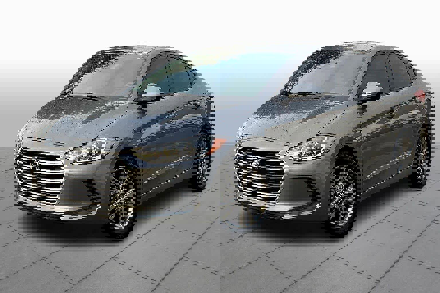 Used 2017 Hyundai Elantra SE