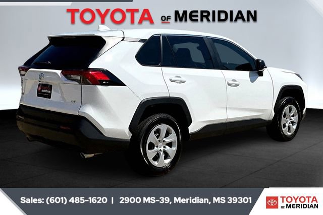 Used 2025 Toyota RAV4 LE image 11