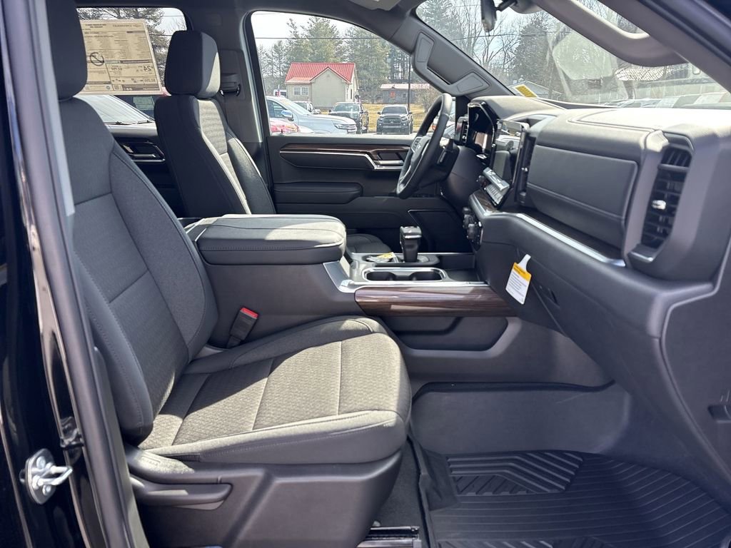 New 2026 Chevrolet Silverado 1500 LT Trail Boss w/ Dark Appearance Package image 29