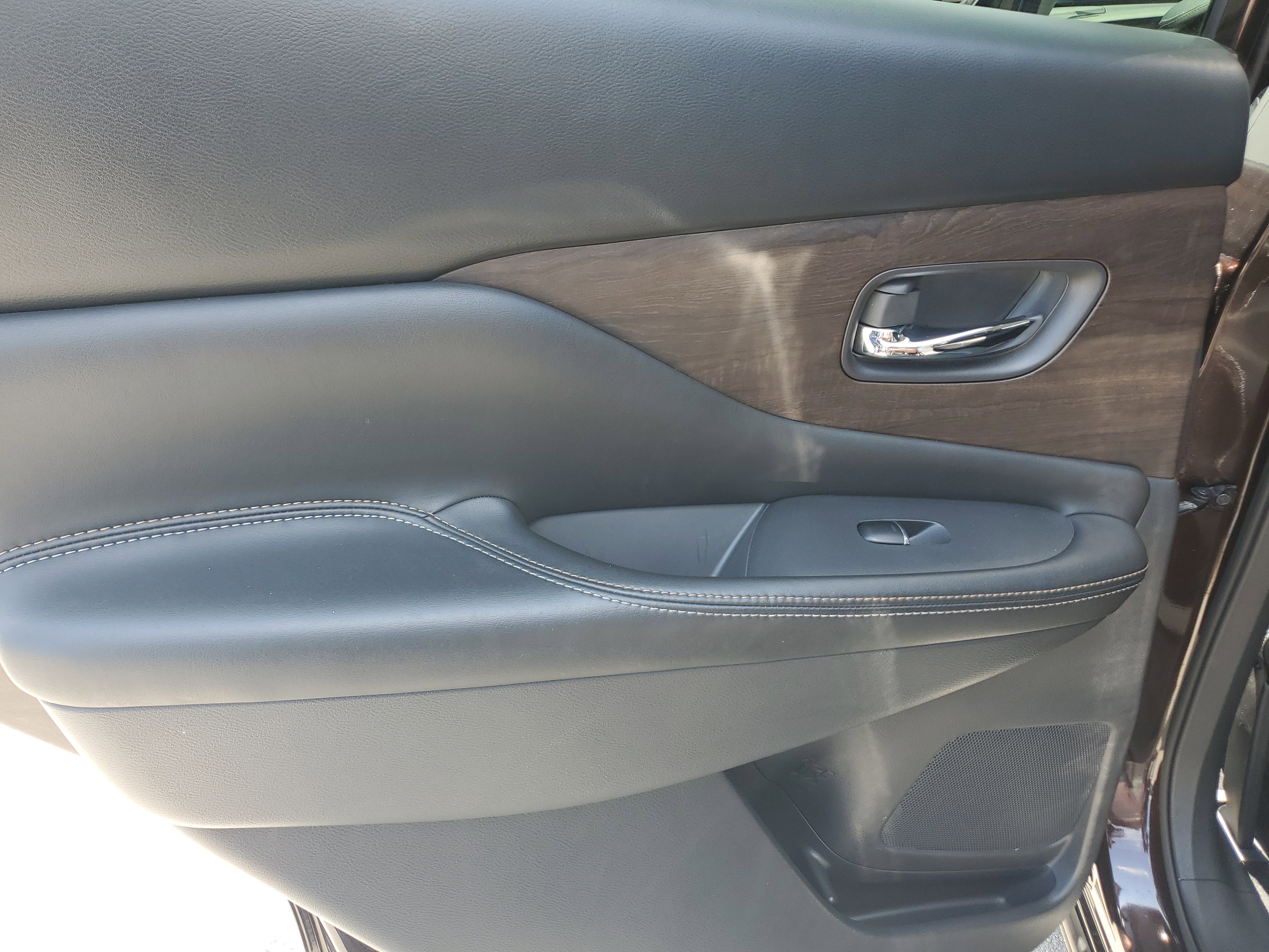 Used 2021 Nissan Murano Platinum w/ Cargo Package FWD image 22