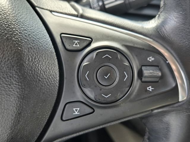 Used 2019 Buick Enclave Essence FWD image 29