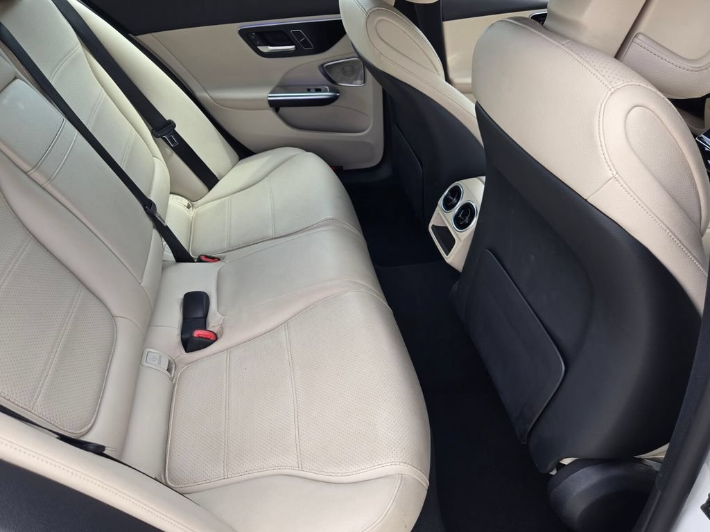 Used 2023 Mercedes-Benz C 300 Sedan image 17