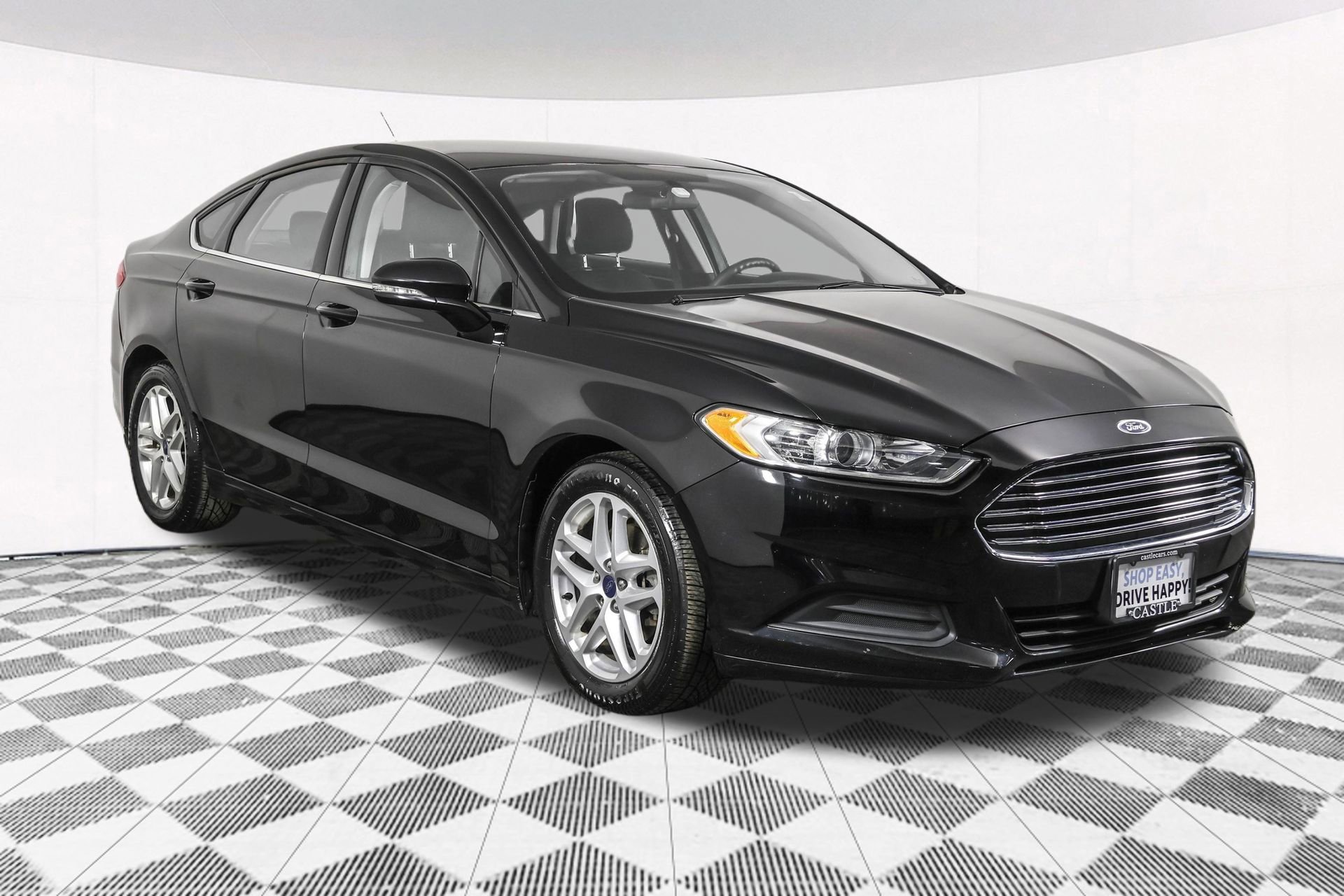 Used 2016 Ford Fusion SE image 10
