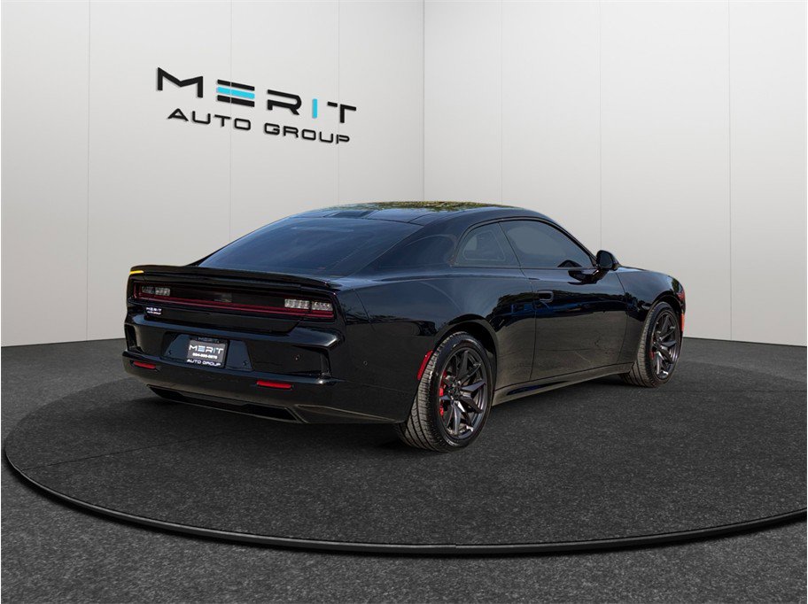 Used 2024 Dodge Charger Daytona Scat Pack w/ Plus Group AWD/4WD image 9