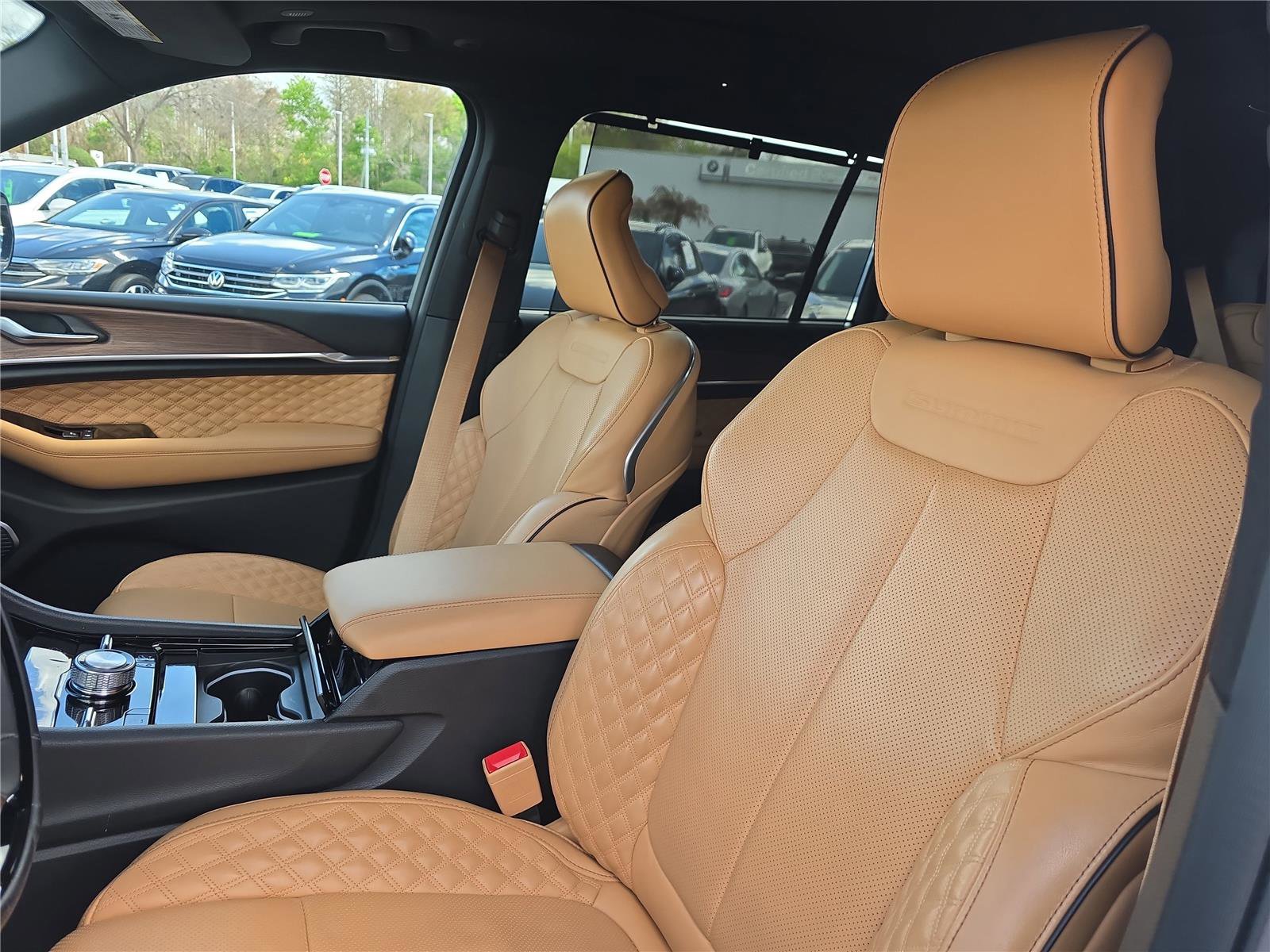 Used 2023 Jeep Grand Cherokee L Summit w/ Advanced Protech Group IV image 23